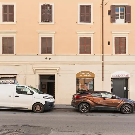 San Lorenzo Moderna Apartment