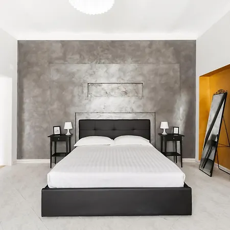 San Lorenzo Moderna Apartment *