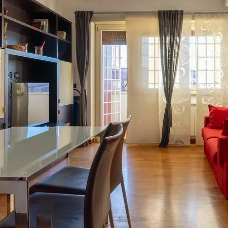 Comfortable, Wide And Cozy Apartment Rome
