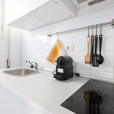 Alpino 76 Guest house Rome