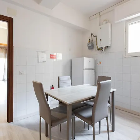 Alpino 76 Guest house Rome