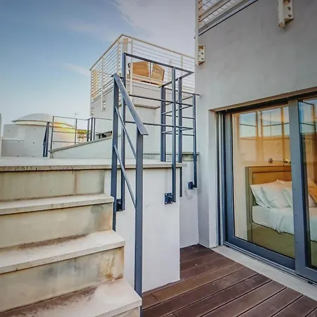 Villa Panoramic Penthouse Geta 15 Percent Dscount - Message Me On Whatsap - Check The Photo For Details!