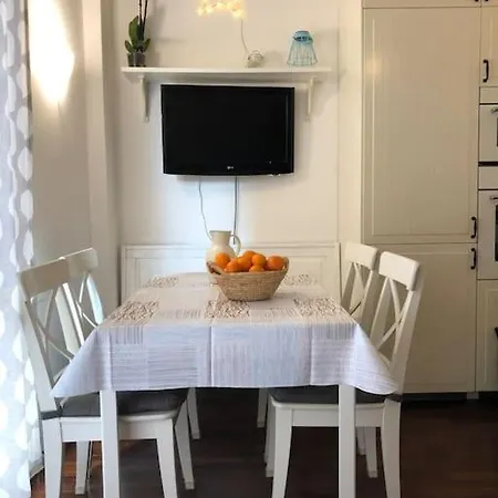 Luminoso Con Giardino Apartment *