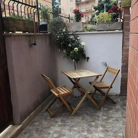 Luminoso Con Giardino Apartment *