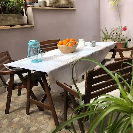 Luminoso Con Giardino Apartment *