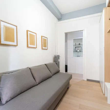 Silver Dream Cornelia, Elegant With Car Park *