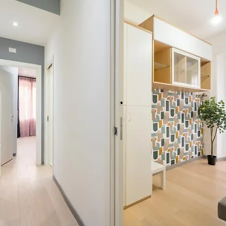 Apartment Silver Dream Cornelia, Elegant With Car Park *