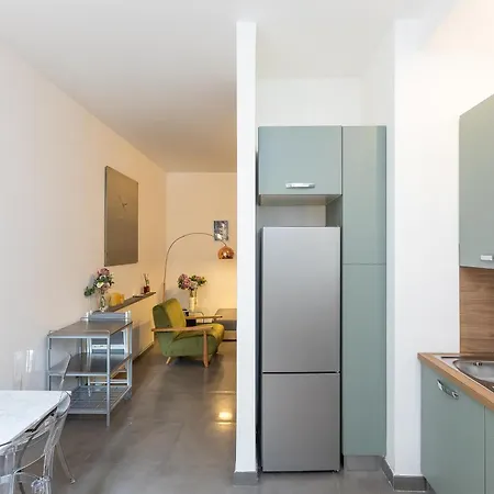 Secret Terrace By In Apartment