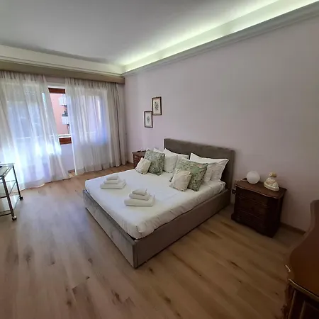 Eliseven Trastevere Rome