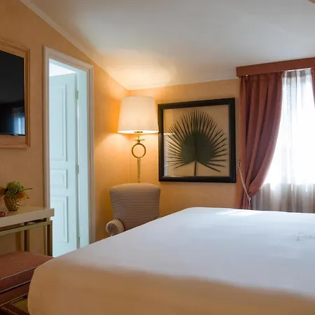 ホテル ディンギルテッラ スター コレツィオーネ 5*