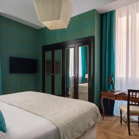 ホテル ディンギルテッラ スター コレツィオーネ 5*