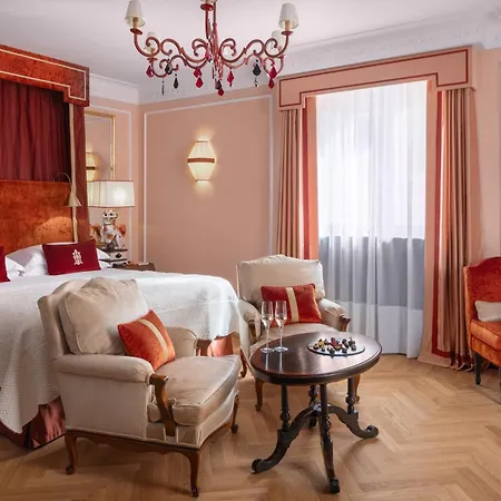 Ξενοδοχείο D'inghilterra - Starhotels Collezione