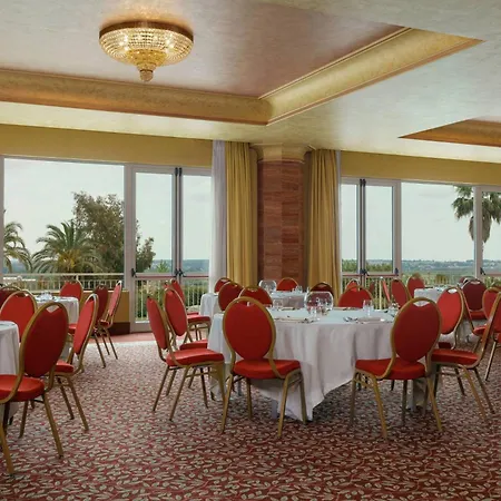 Marriott Park Hotel