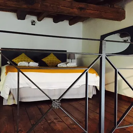 Home2rome - Trastevere Apartment *