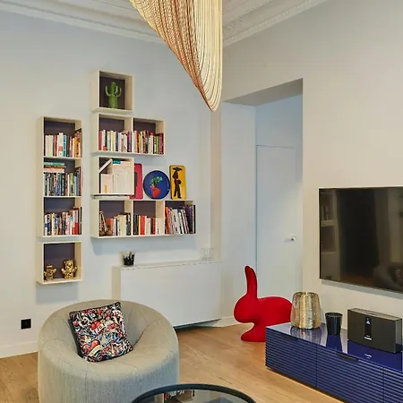 Saffron Rainbow Apartment Rome