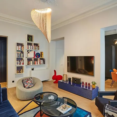 Saffron Rainbow Apartment Rome