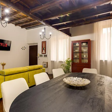 Appartamento Borgo Pio Experience