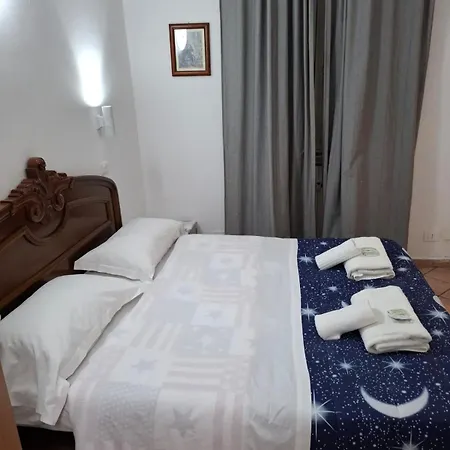 Apartment Napoleone 38 *