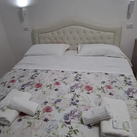 Apartment Napoleone 38 Rome