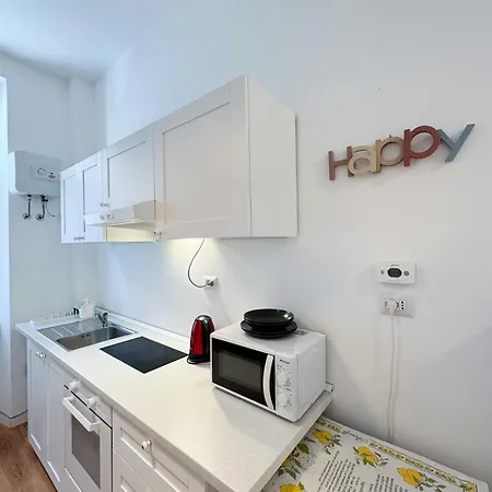 Appartamento Piramide 2 Bedrooms & 2 Bathrooms Roma