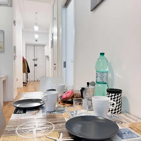 Appartamento Piramide 2 Bedrooms & 2 Bathrooms Roma