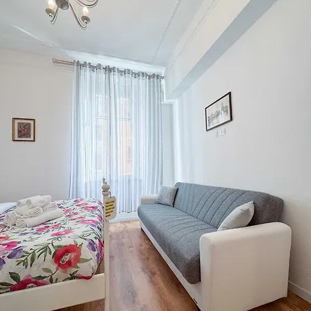 Appartamento Piramide 2 Bedrooms & 2 Bathrooms Roma