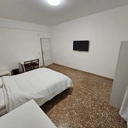 Homestay Nomentano *