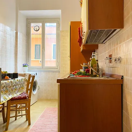 Casa Del Sol Alpigneto * Рим