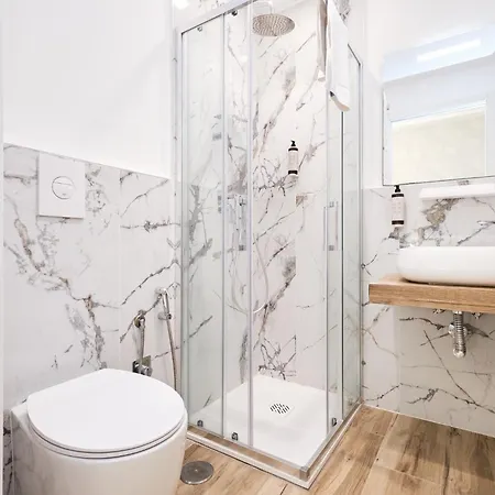 5 Minutes From The Vatican - Elegant Flat - Wi-fi Apartment Rome