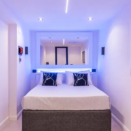 Borghese Luxury Apartment Rome