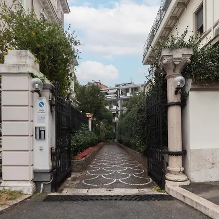 Apartment Borghese Luxury *