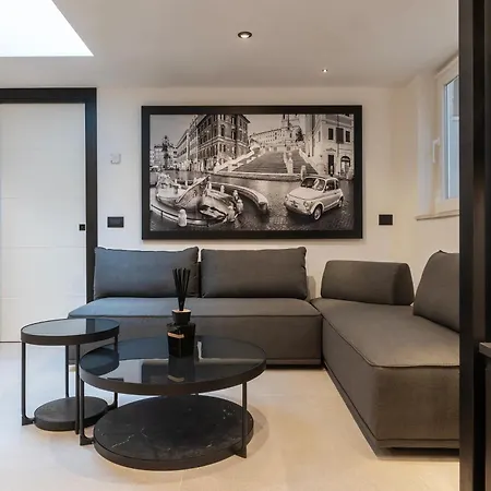 Apartment Borghese Luxury *