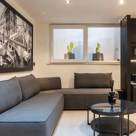 Apartment Borghese Luxury Rome