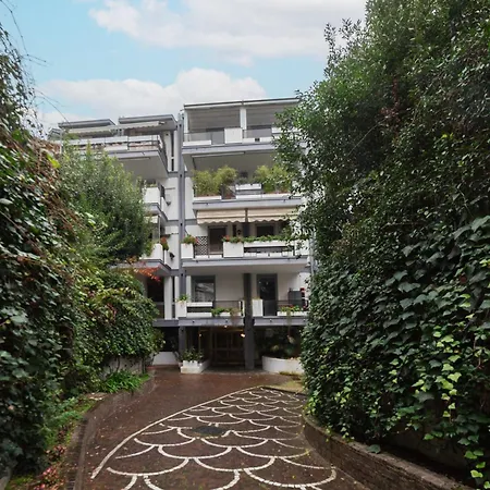 Borghese Luxury Apartment Rome