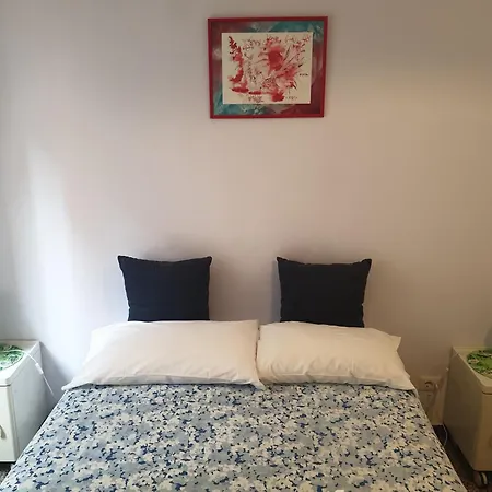 Chez Liviana Гостевой дом Рим