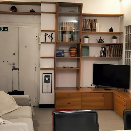 Musei Vaticani Apartment Rome