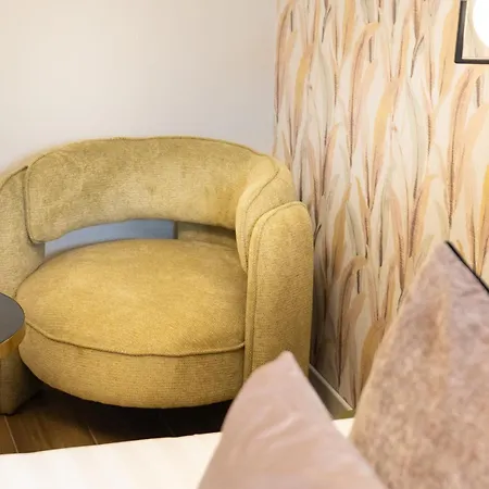 Mavi Luxury Bed & Breakfast Roma