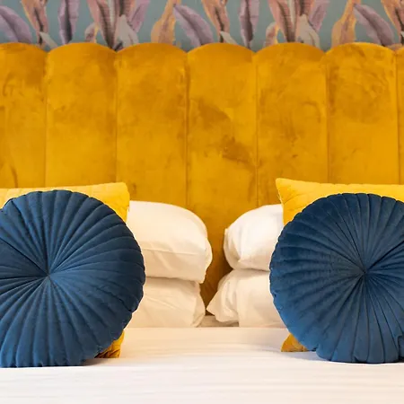 Mavi Luxury Roma