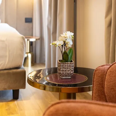 Mavi Luxury Bed & Breakfast Roma