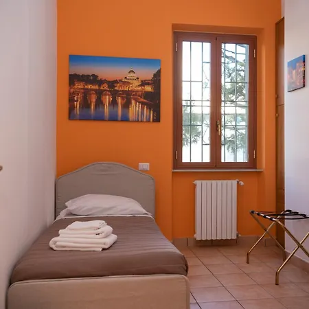 Lux Of The Vatican Apartahotel Roma