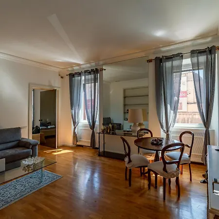 Casa Crispi 33 Rome