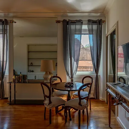 Casa Crispi 33 * Rome