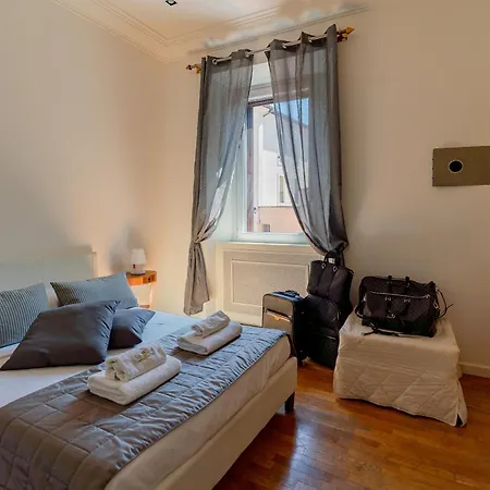 Holiday home Casa Crispi 33