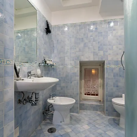 Casa Crispi 33 Holiday home *