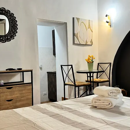 Italy Loft Piazza Venezia Apartment *