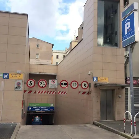 Guest house A 2 Passi Dai Musei Luxury Rome