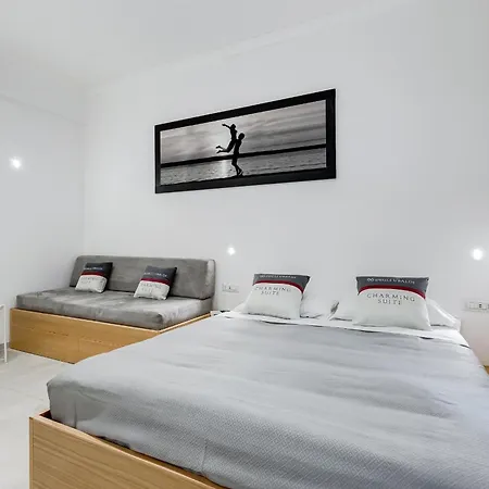 Apartment 96 Degli Ubaldi Charming