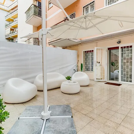 Apartment 96 Degli Ubaldi Charming *