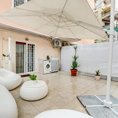 96 Degli Ubaldi Charming Apartment