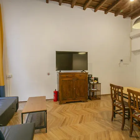 Trevi Little Palace #2 Apartment *